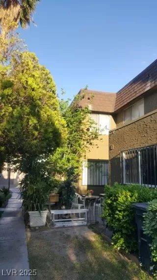 Photo #6: 2714068 Listing 