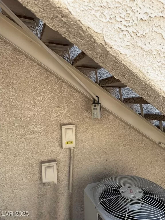 MLS: 2714073 Condo For Sale