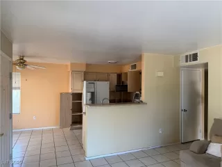 Photo #1: 2714073 Listing 