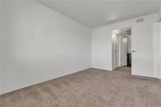 Photo #6: 2714074 Listing 