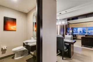 Photo #1: 2714111 Listing