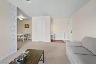 Photo #2: 2714112 Listing