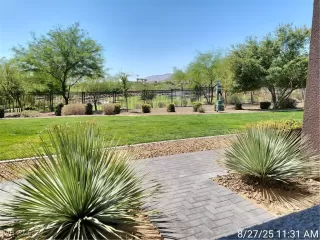 Photo #3: 2714118 Listing