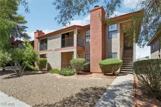 MLS: 2714154 Condo For Sale