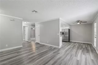 Photo #5: 2714154 Listing