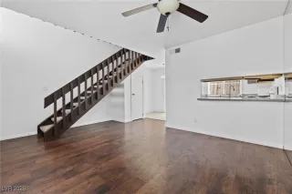 Photo #3: 2714180 Listing 