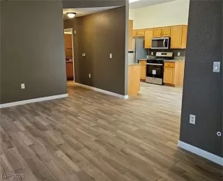Photo #5: 2714189 Listing 