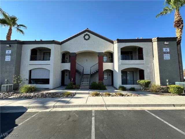 MLS: 2714229 Condo For Sale