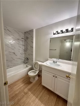 Photo #2: 2714229 Listing 