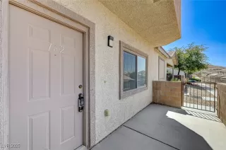 Photo #3: 2714237 Listing