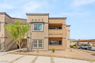 Photo #2: 2714251 Listing