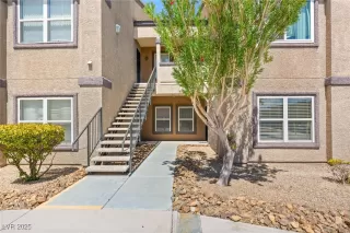 Photo #4: 2714251 Listing