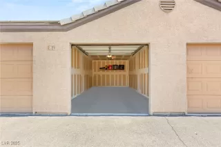 Photo #6: 2714251 Listing