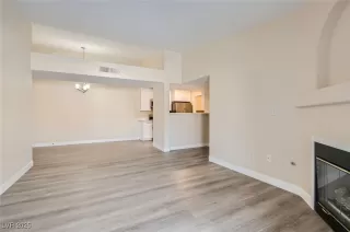 Photo #4: 2714258 Listing 