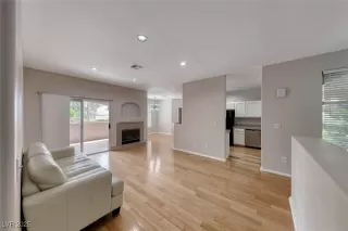 Photo #5: 2714334 Listing 
