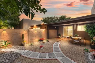 Photo #2: 2714360 Listing 