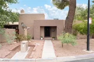 Photo #4: 2714360 Listing 