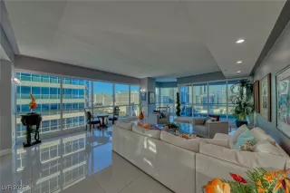 Photo #1: 2714367 Listing 