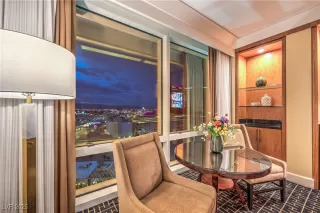 Photo #3: 2714372 Listing