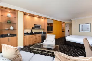 Photo #1: 2714379 Listing 