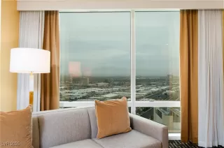 Photo #6: 2714379 Listing 