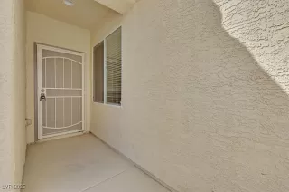 Photo #3: 2714396 Listing