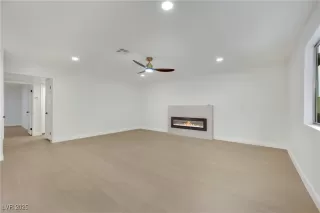 Photo #1: 2714407 Listing