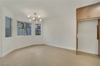 Photo #5: 2714407 Listing