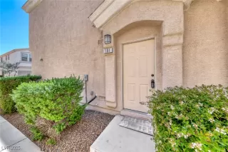 Photo #2: 2714437 Listing 