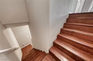 Photo #4: 2714437 Listing 