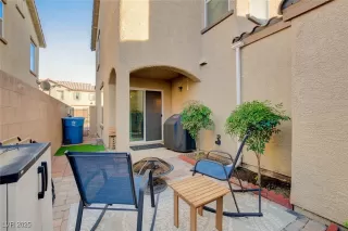 Photo #2: 2714443 Listing 