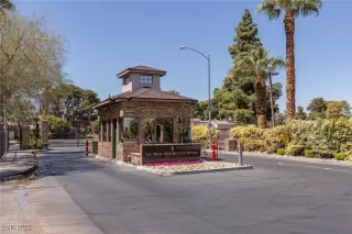 Photo #4: 2714447 Listing 