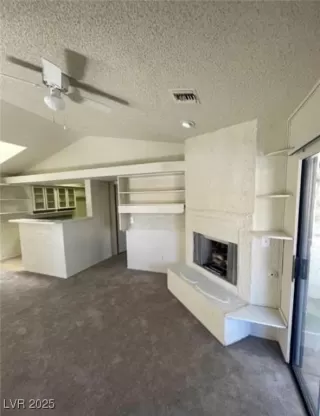 Photo #4: 2714454 Listing