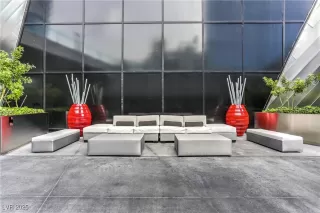 Photo #6: 2714484 Listing