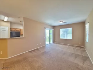 Photo #2: 2714485 Listing 