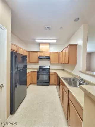 Photo #5: 2714485 Listing 