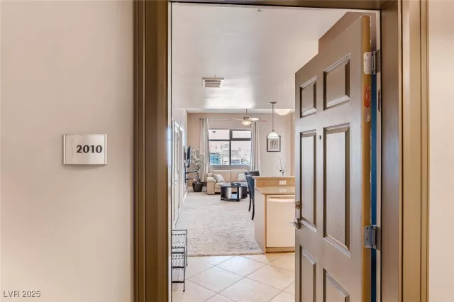 MLS: 2714499 Condo For Sale