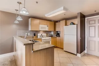 Photo #4: 2714499 Listing 