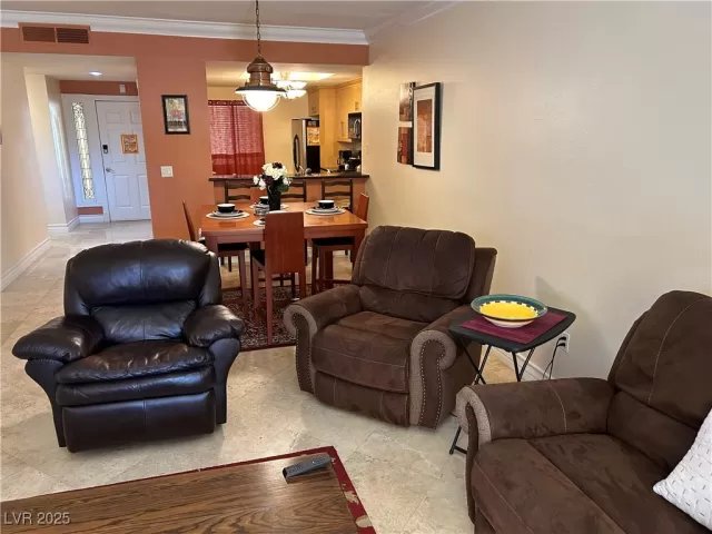 MLS: 2714509 Condo For Sale