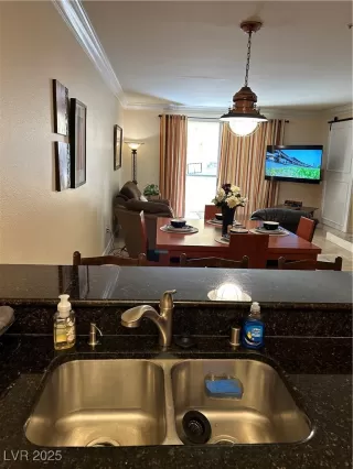 Photo #2: 2714509 Listing 