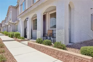 Photo #2: 2714519 Listing