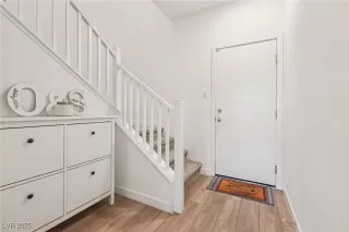 Photo #5: 2714519 Listing