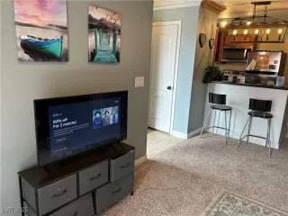 Photo #1: 2714527 Listing 