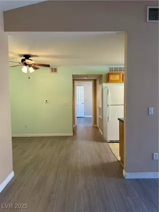 Photo #5: 2714548 Listing 