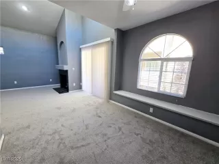 Photo #4: 2714584 Listing 