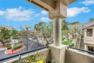 Photo #5: 2714617 Listing