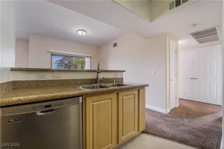 Photo #6: 2714700 Listing 