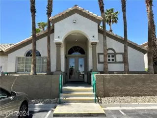 Photo #1: 2714711 Listing 