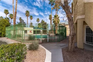 Photo #1: 2714748 Listing 