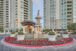 Photo #1: 2714823 Listing 